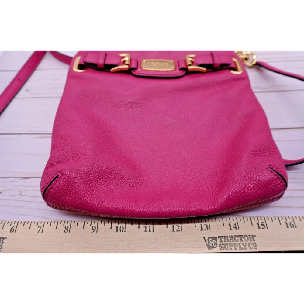 Michael Kors Womens Pink Pebbled Leather Adjustable Strap Small Crossbody Bag
